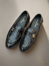 LV  SHINING LOAFERS